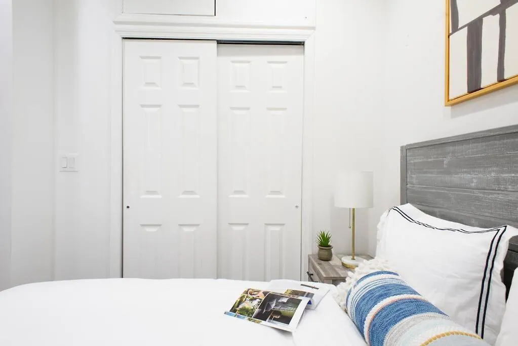 69-2A Prime Lower East Side 1Br Apt Brand New New York United States