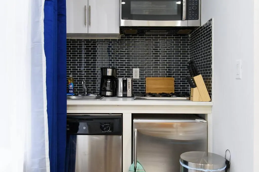 69-2A Prime Lower East Side 1Br Apt Brand New New York Apartment
